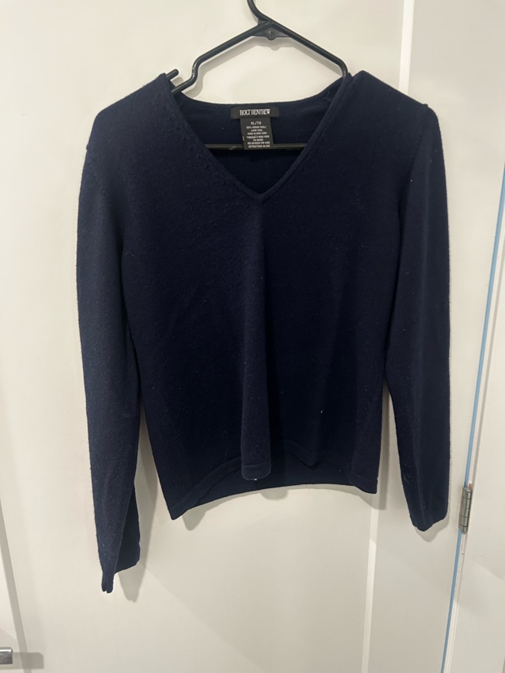 Holt Renfrew  V-Neck 100%Merino Whool  Sweater